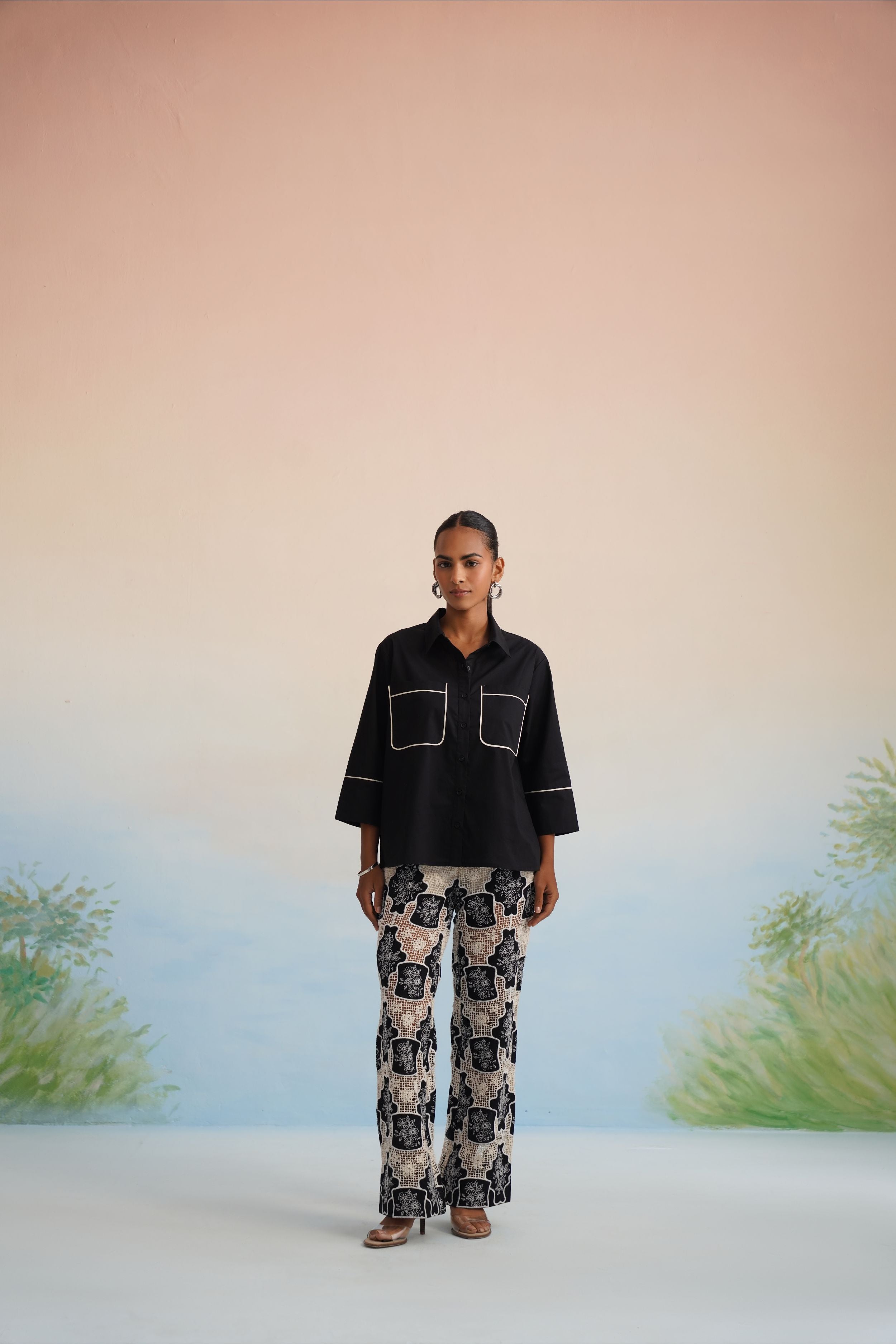Bulevar Blossom - The Onyx Motif Contrast Pant Set