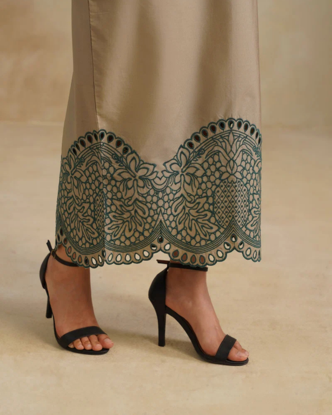 The Eden Emerald & Sand Embroidered Skirt Set