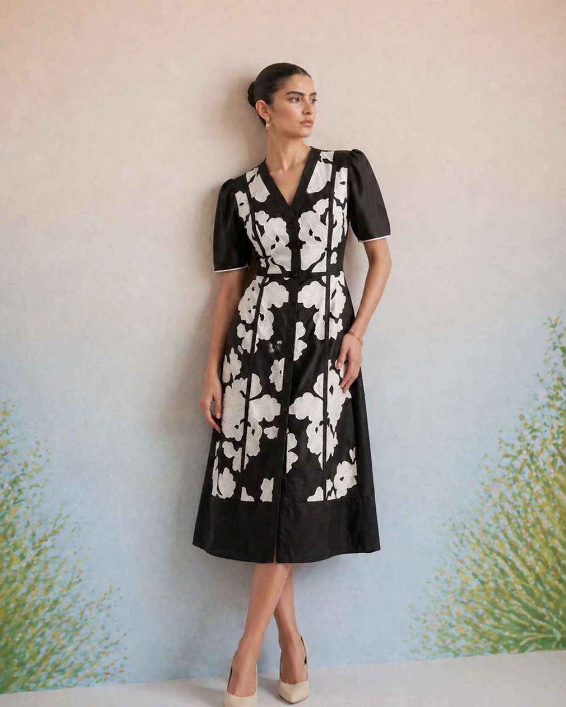 Bulevar Blossom - The Verona Monochrome Floral Appliqué Dress