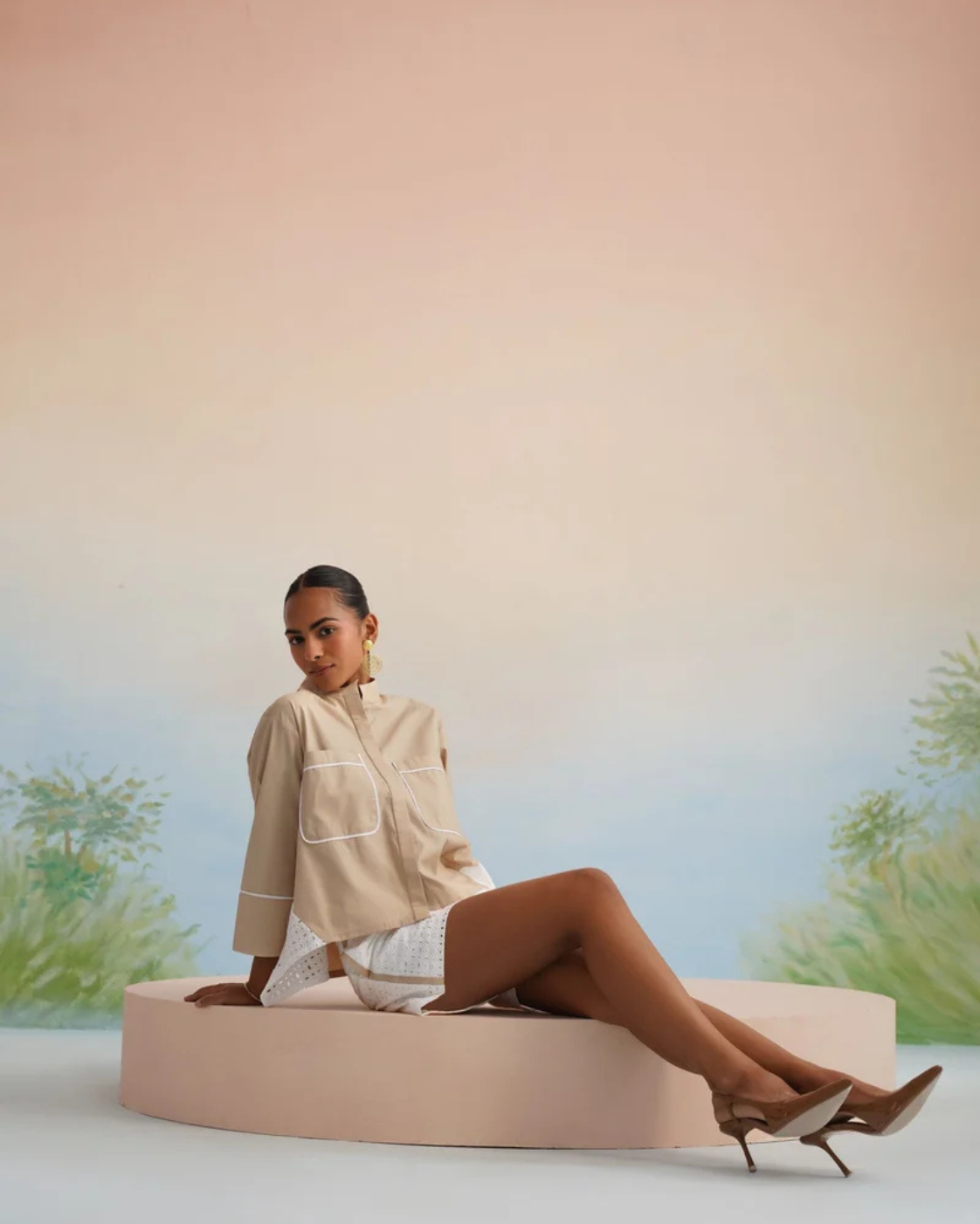 The Dune Contrast Eyelet Short Set