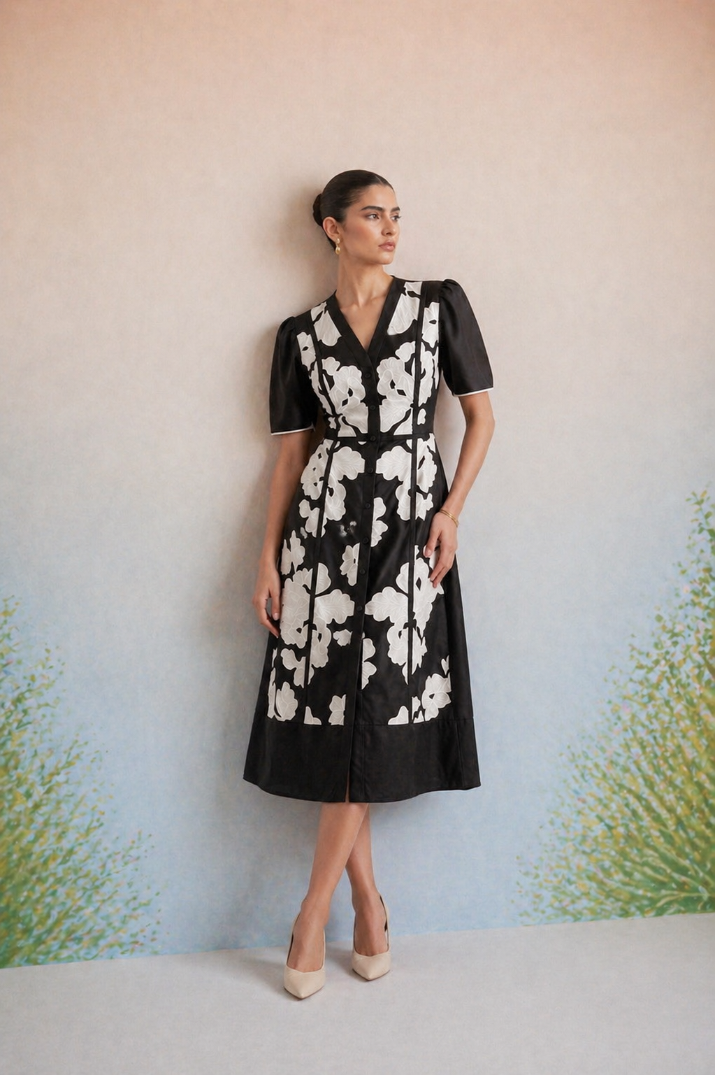 Bulevar Blossom - The Verona Monochrome Floral Appliqué Dress